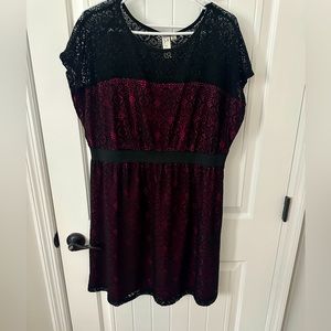Black lace dress with pink lining